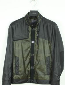 新款精品男装茄克火热上市，时尚与技术的完美结合